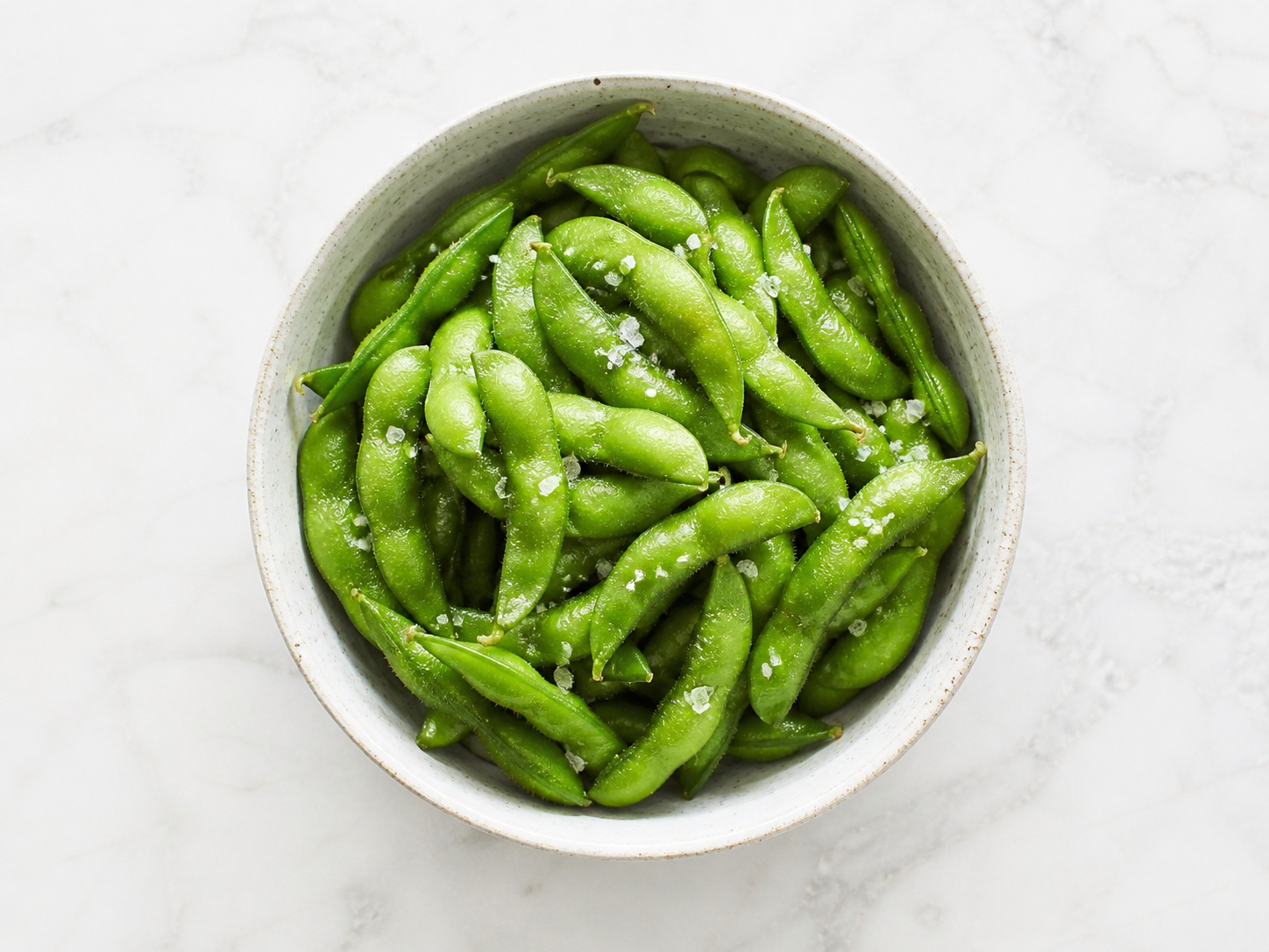 Edamame mit Meersalz